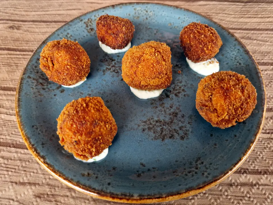 Croquettes dorées au jambon, croustillantes