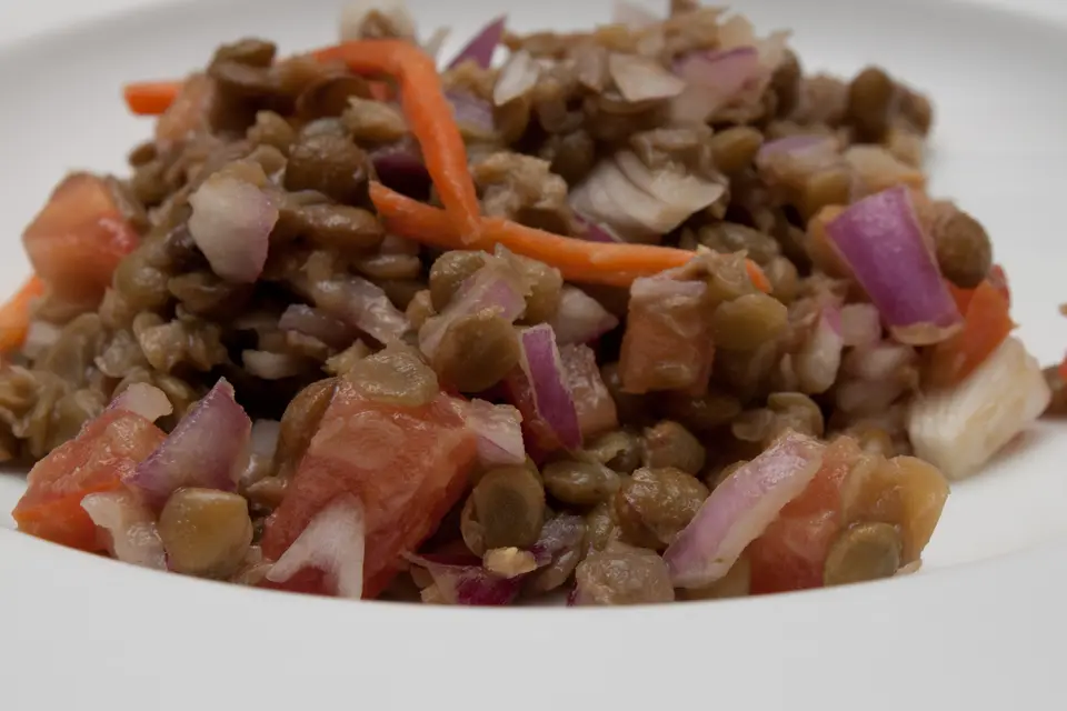 Salade de lentilles tiède aux herbes